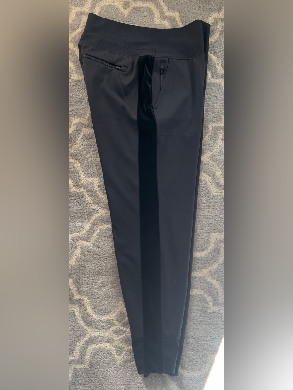 Athleta Women’s Venice Velvet Striped Jogger Pants - Black - Small